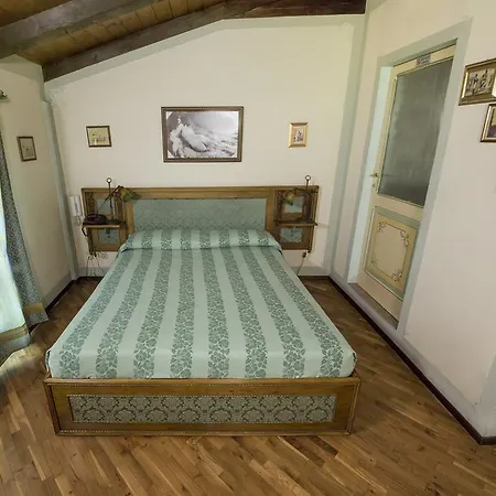 Villino Della Flanella ホテル